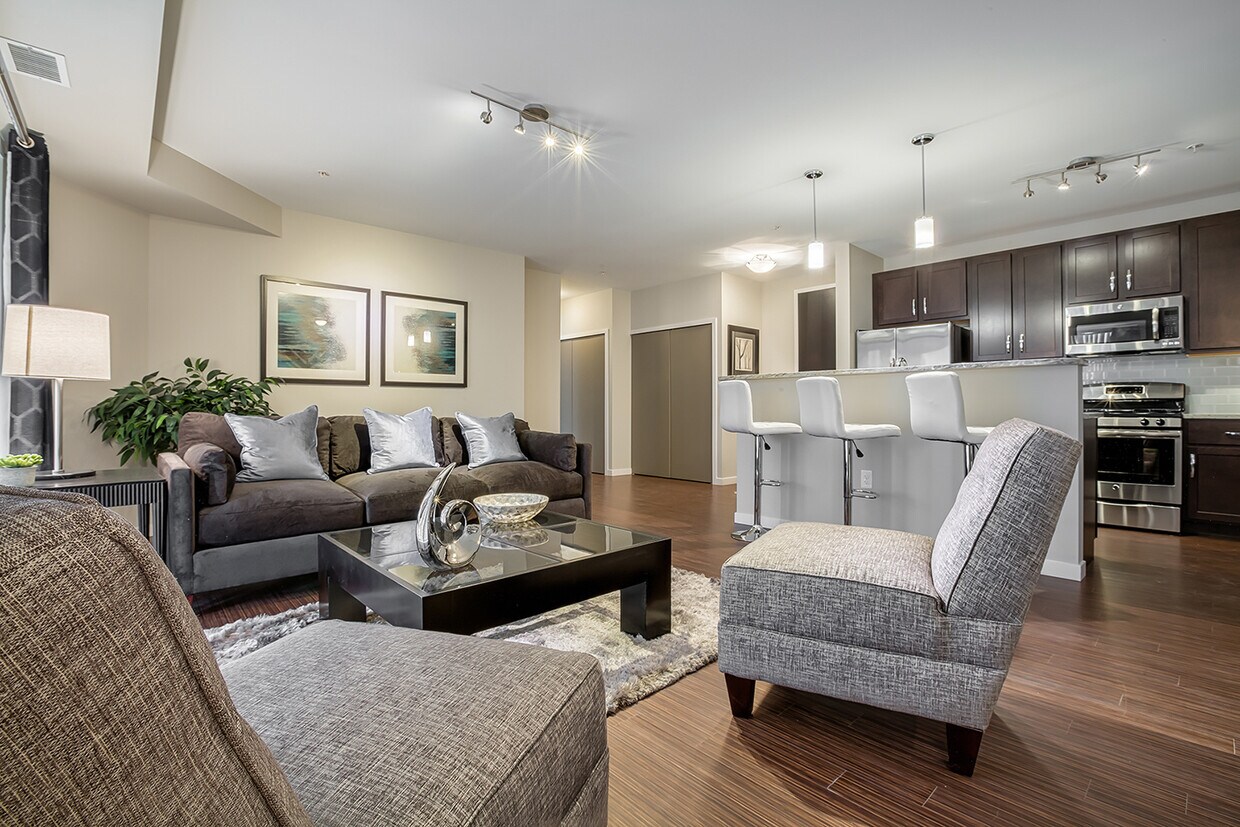 Four Seasons Apartments Apartments in Beachwood, OH