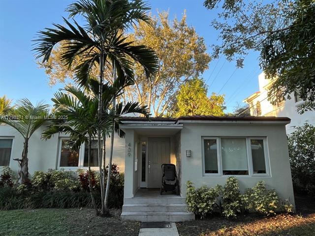 Building Photo - 409 Daroco Ave