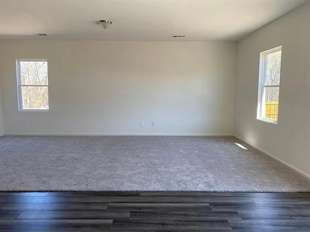 Foto del edificio - 760 Richmond Dr