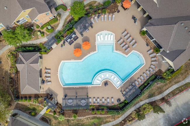 Building Photo - Grand Villas at Cinco Ranch