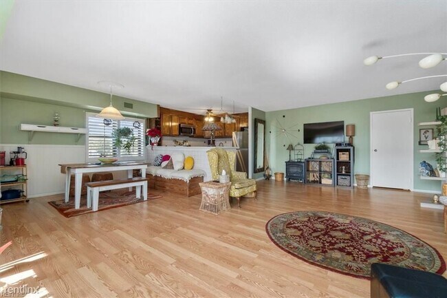 Building Photo - 1 br, 1 bath Condo - 1 Crawford Pkwy Apt 405