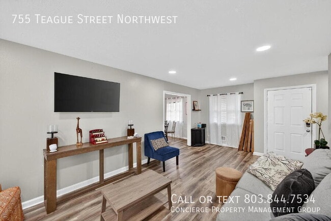 Building Photo - 755 Teague St NW