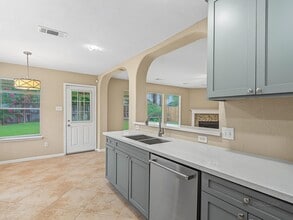 Building Photo - 2026 Mossy Trail Dr