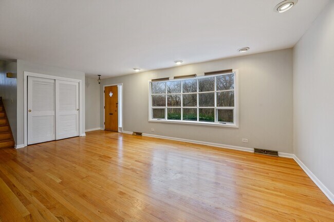 Foto del edificio - 3023 Central Ave