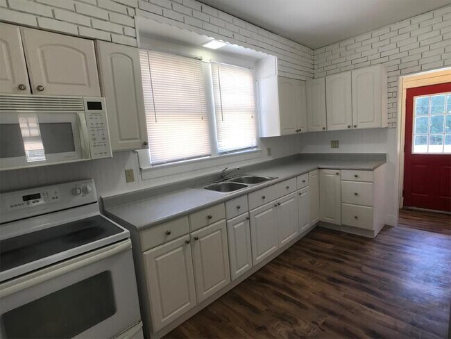 Foto del edificio - 288 Hoosick St