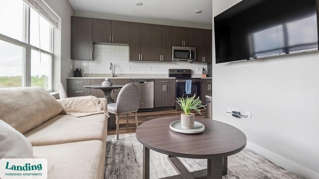 Building Photo - 1010 Enclave Blvd