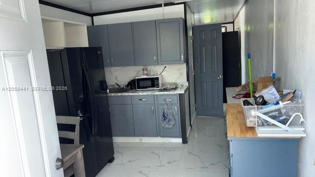 Foto del edificio - 19393 NW 30th Ct