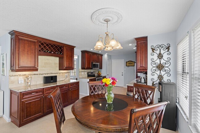 Foto del edificio - 12732 Meadowbreeze Dr