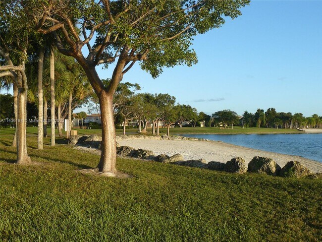 Foto del edificio - 14918 SW 104th St