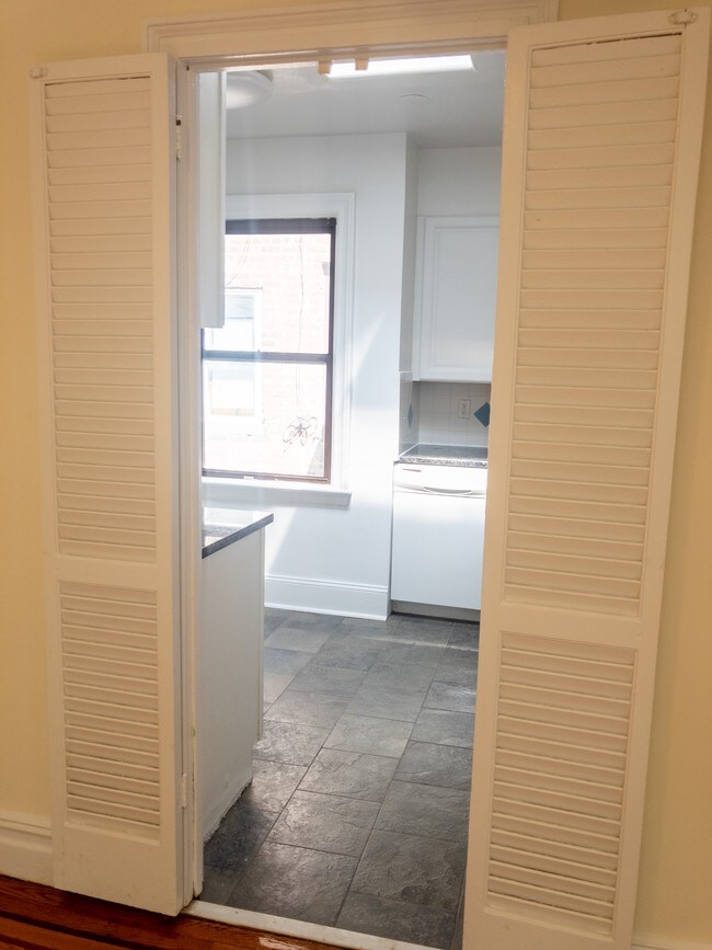 32 Garth Rd Unit 2FL, Scarsdale, NY 10583 Apartments in Scarsdale, NY