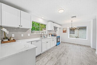 Building Photo - 13118 Birch Grove Dr