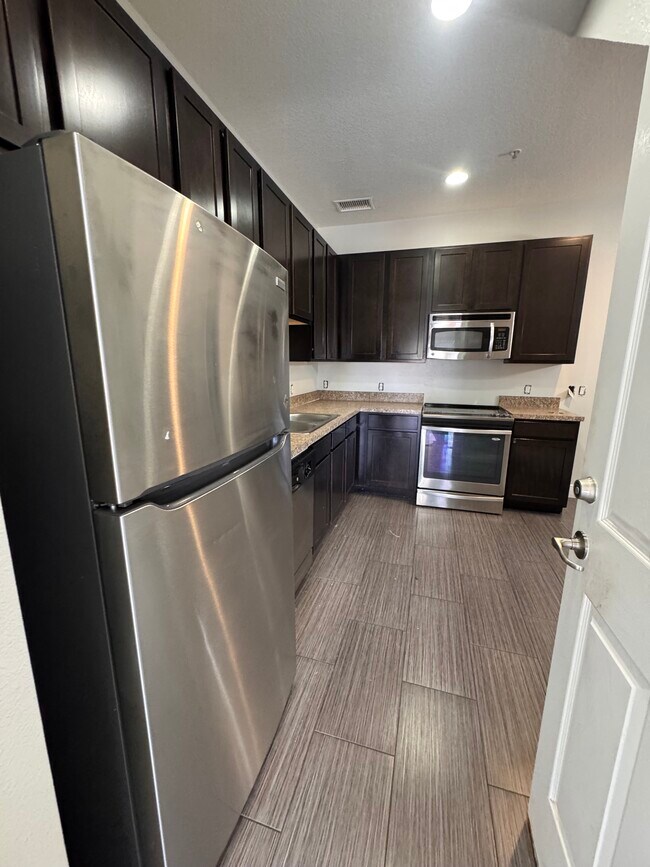 Foto del edificio - 9635 Tivoli Villa Dr