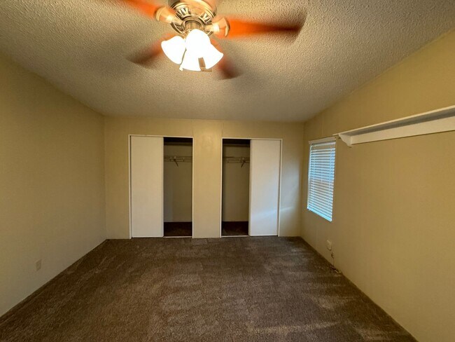 Building Photo - Charming (2BR/2BA) Home in 55+ Community –...