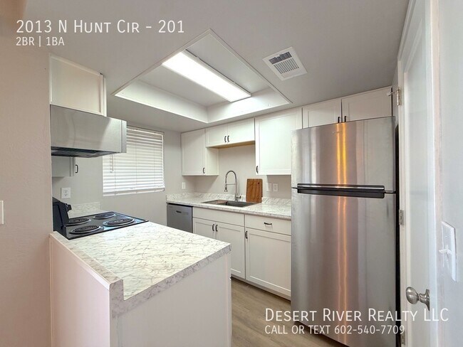 Foto del edificio - 2013 N Hunt Cir