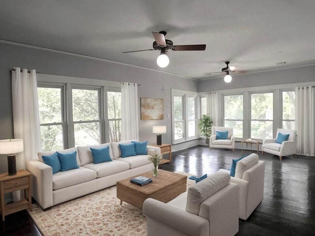 Foto del edificio - 4223 Bowser Ave