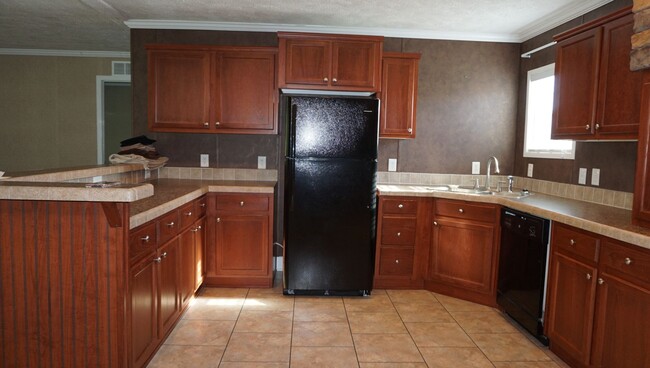 Building Photo - Home in the Lowndes County