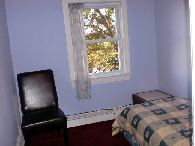 Foto del edificio - 145 Corson Ave