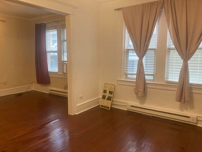 Foto del edificio - 6303 Ventnor Ave