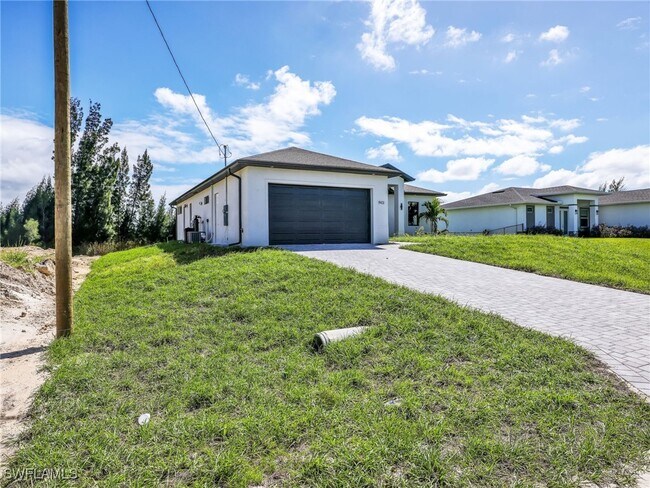 Foto del edificio - 1913 NW 24th Ave