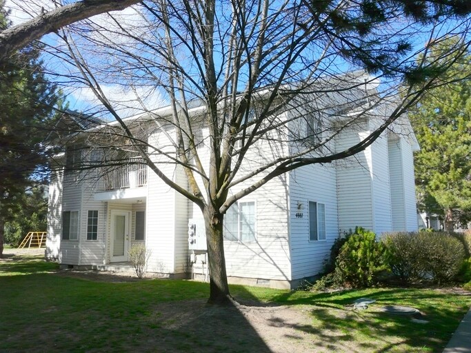 Primary Photo - 4806 N Fortune Ln