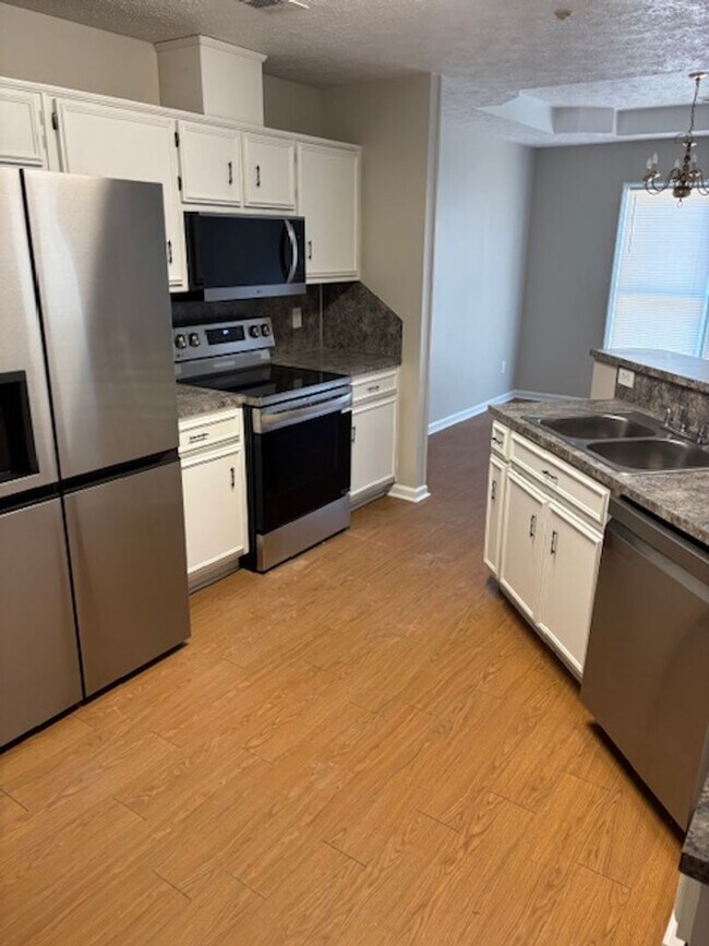 Foto del edificio - Your Next Home Awaits – Move-In Ready.