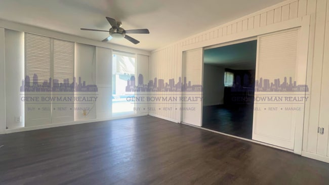 Building Photo - 4102 E Plaza Blvd