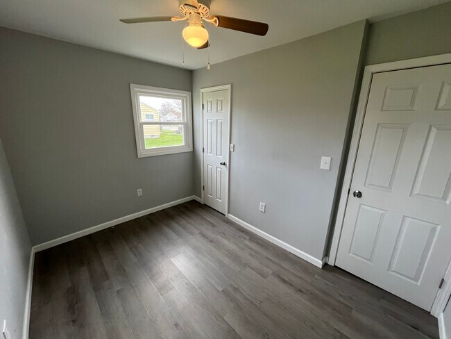 Foto del edificio - 703 E 28th St