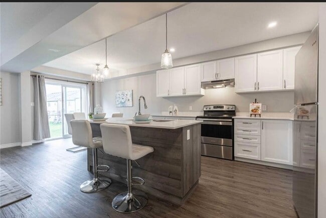 Building Photo - 2773 Asima Dr