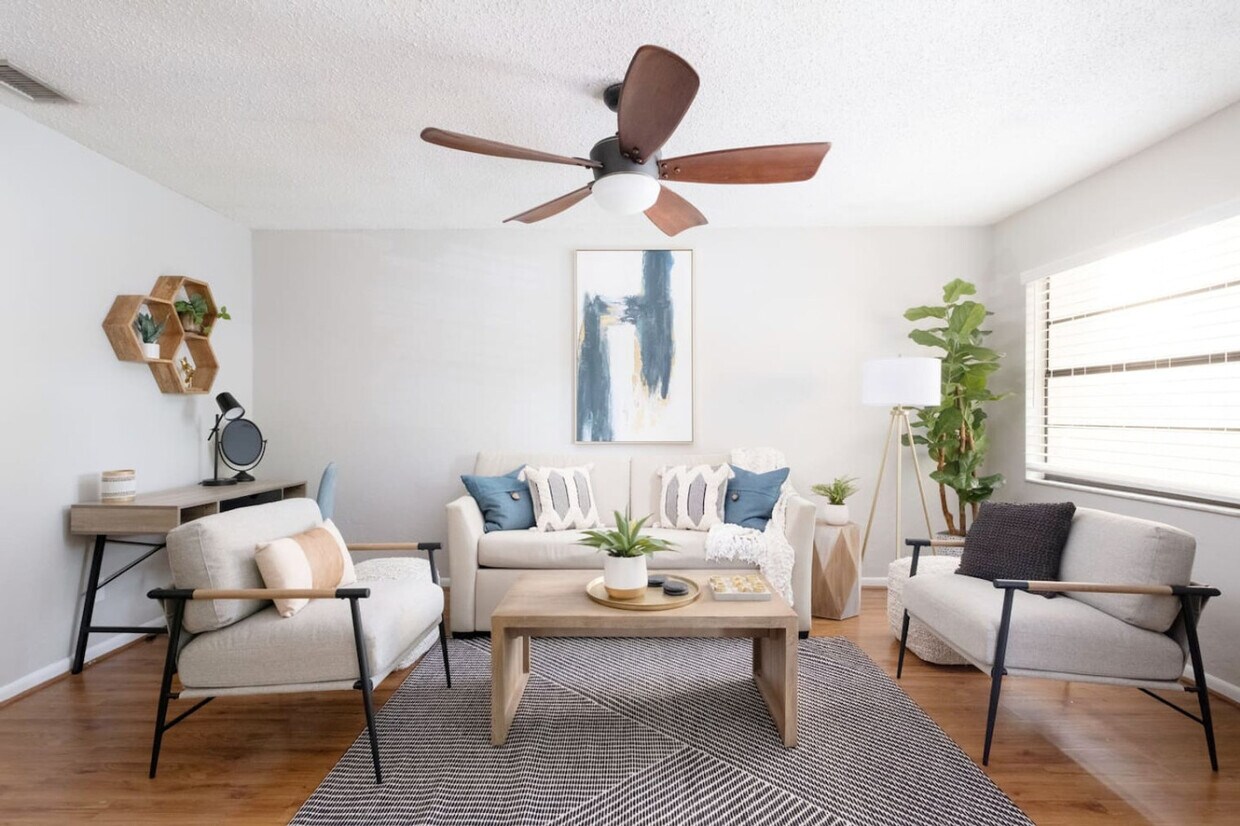 Foto principal - 3331 NW 21st Dr