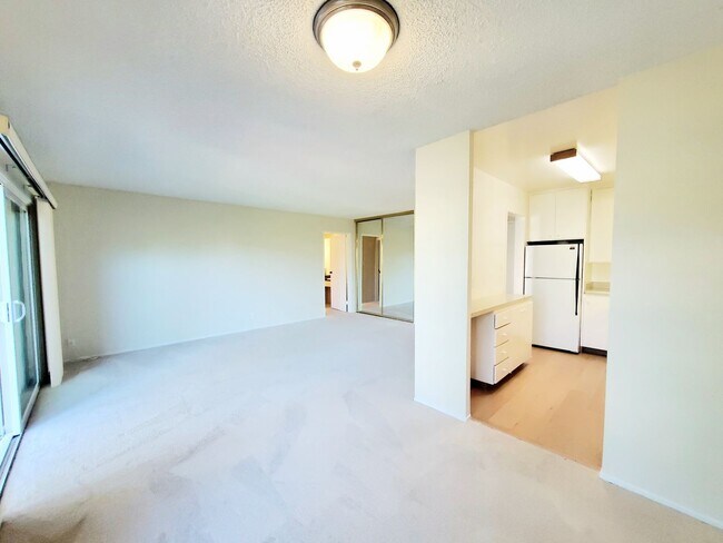 Foto del edificio - Serene Woodlake 1 bedroom home