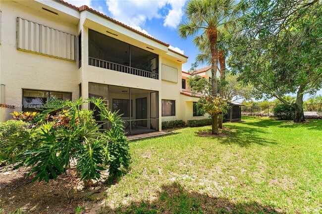 Building Photo - 404 Sea Oats Dr
