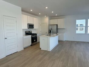 Building Photo - 2754 Salem Pl