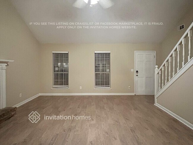 Building Photo - 2529 Country Lake Cir