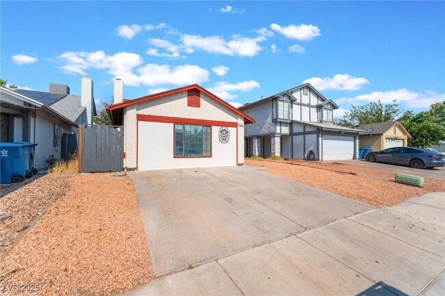 Building Photo - 3951 Steinbeck Dr