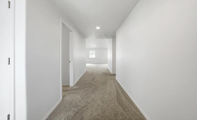 Foto del edificio - 1032 Sequoia Rd