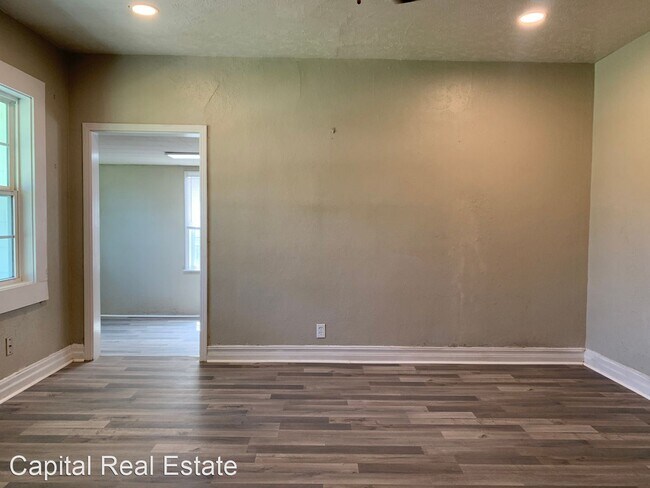 Building Photo - 3 br, 2 bath House - 6807 NW 43rd St