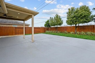 Building Photo - 1843 Garnet Breeze Dr