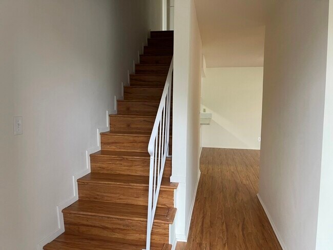 Building Photo - 2100 Voorhees Ave
