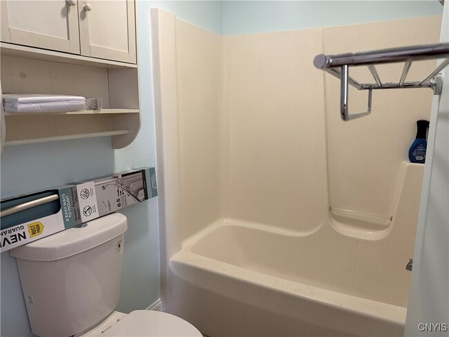 Building Photo - 215 James St