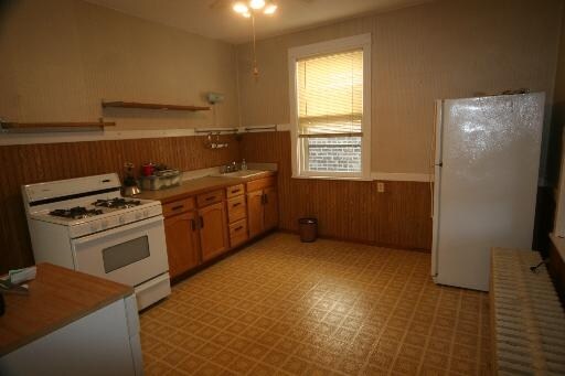 Foto del edificio - 3511 N Claremont Ave