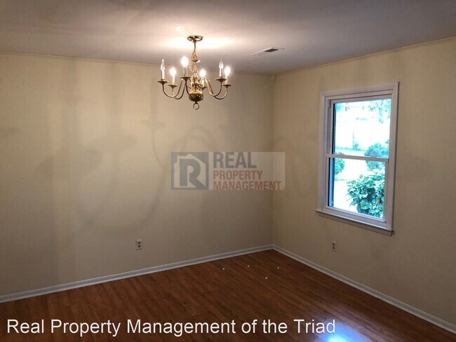 Foto del edificio - 3 br, 2 bath House - 1659 Banbridge Rd