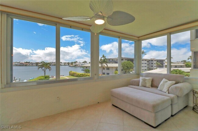 Foto del edificio - 3420 Gulf Shore Blvd N