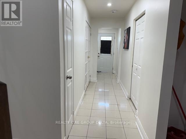 Building Photo - 2783 Kingsberry Crescent
