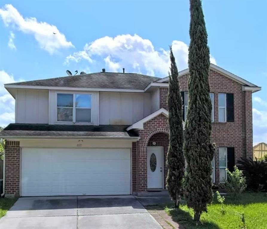 Foto principal - 8015 Halldale Dr