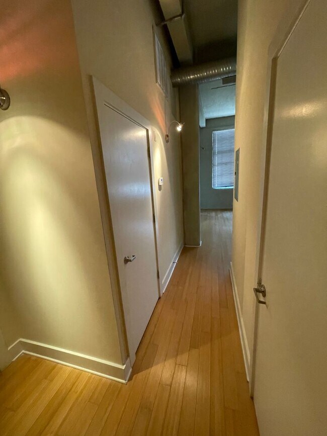 Foto del edificio - 815 Perry St