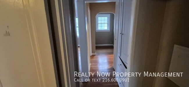 Foto del edificio - 3634 Glencairn Rd