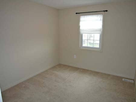 Building Photo - 151 Clairfields Dr E