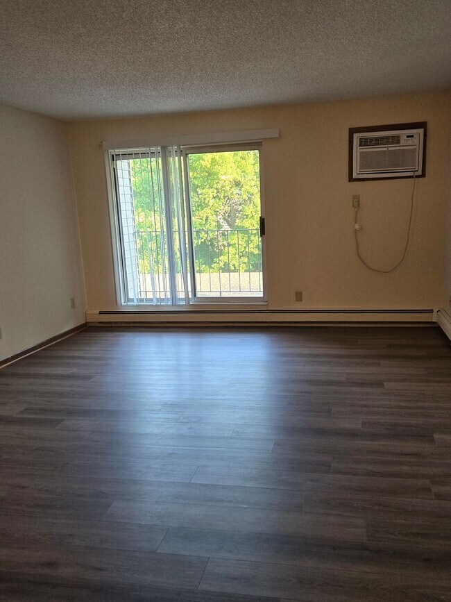 Foto del interior - Evergreen Square Apartments
