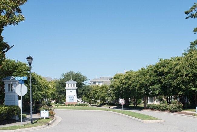 Harbor Walk Entrance - 4082 Lighthouse Cove