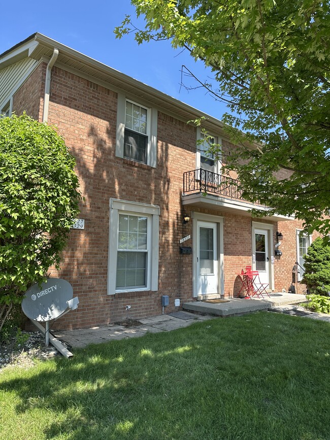 Building Photo - 28331 Greenbriar Way